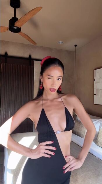 Full leaked Anne ale page private onlyfans photo