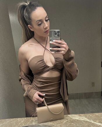 Full leaked Chelsea green private onlyfans photo
