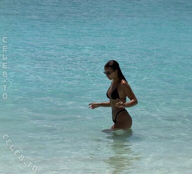 Full leaked Emilykhll private onlyfans photo