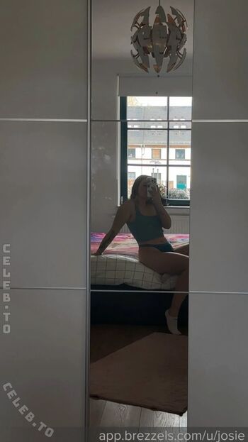 Full leaked Haifischnnikez private onlyfans photo