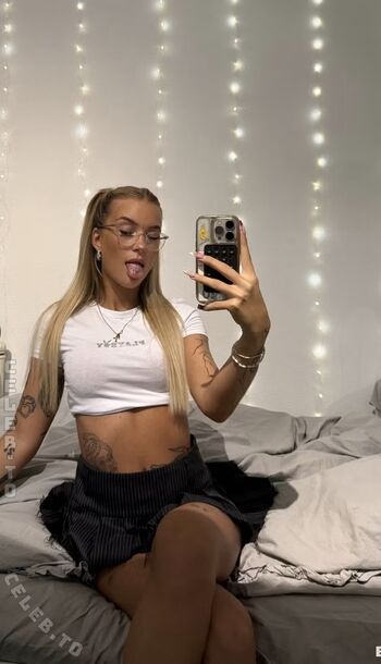 Full leaked Kim lxv private onlyfans photo