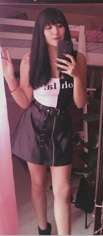 Full leaked Lissaenz e private onlyfans photo