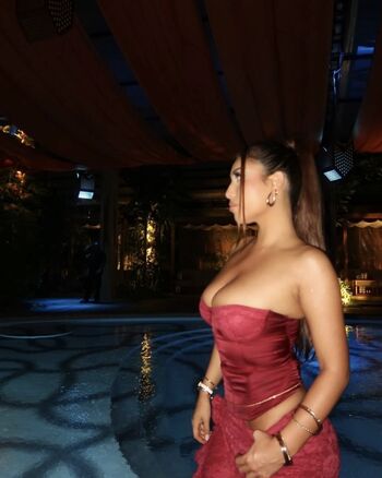 Full leaked Nadia ayla private onlyfans photo