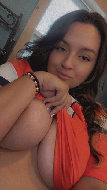 Full leaked Oohkarlalala private onlyfans photo
