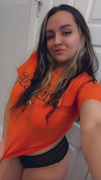 Full leaked Oohkarlalala private onlyfans photo