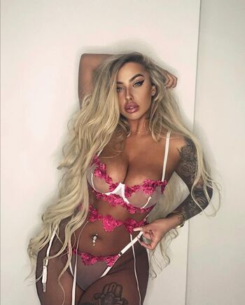 Full leaked Peachy goddess private onlyfans photo