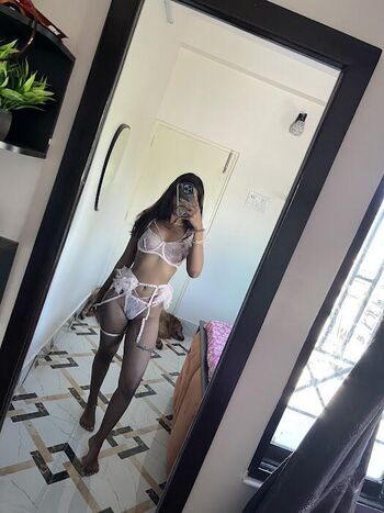 Full leaked Simi das private onlyfans photo