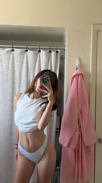 Full leaked Willow j c private onlyfans photo
