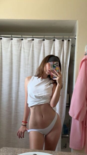 Full leaked Willow j c private onlyfans photo